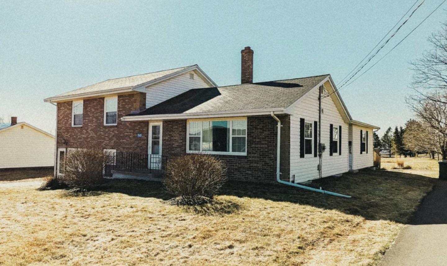 Brick colonial exterior